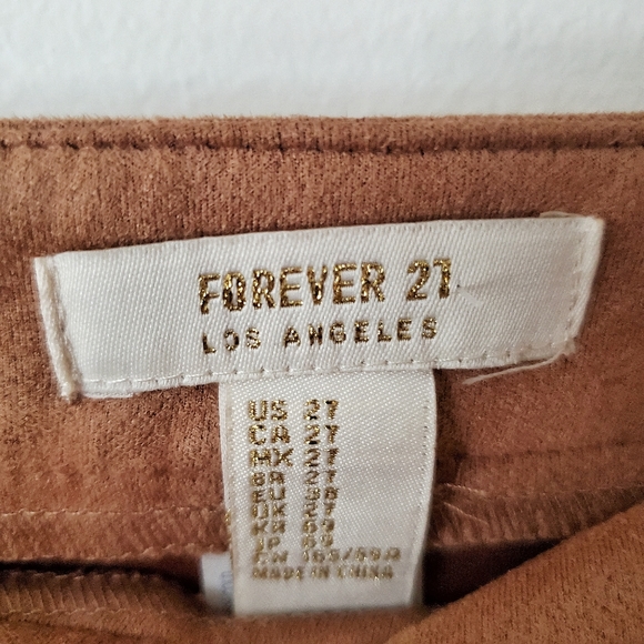 FOREVER 21 Faux Suede Mini Skirt Size 27 - Picture 4 of 6